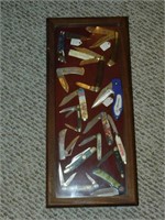 15 - Knives (with Display case)