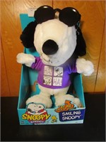 1999 Smiling Snoopy Doll