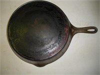 Wagner Ware No. 9 Cast Iron Skillet W/Heat Ring