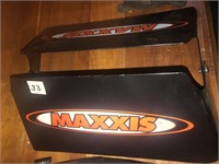 Maxxis tire display