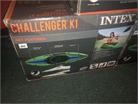Intex Kayak with accesories Challenger k1 new