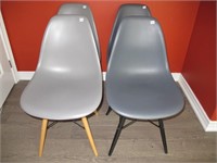 4 Eames Contemporary Plastic Chairs