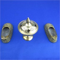 Brass Shoe Ash Trays & Brass Covered Dish