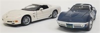 Lot of 2 Maisto Corvette 1/24 Die Cast Models