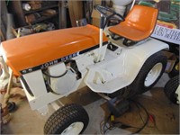 John Deere Patio Tractor 110-Orange