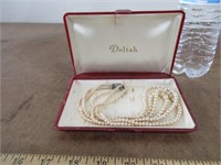 Deltah Box with Pearl ? Necklace