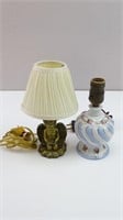 (2) Small Vintage Lamps w/ (1) Shade