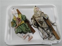 TRAY: 2 MINIATURE BISQUE PUPPETS