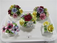 TRAY: FIVE CHINA FLORAL ARRANGEMENTS