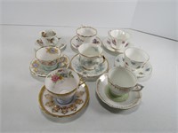 TRAY: 8 FANCY CUPS & SAUCERS