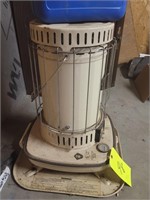 Corona Kerosene Space Heater w/ Kerosene Tank