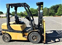 2006 Yale 5000lb Diesel Forklift