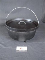 No. 12 Footed Cast Iron Dutch Oven