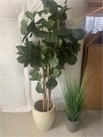 2PC FAUX TREE & GRASS PLANT