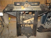 Craftsman Router Table w/ Porter Cable Router