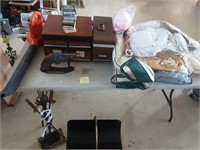 Miscellaneous table lot