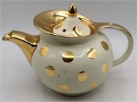 HALL 6-Cup Polka Dot Tea Pot w/Gold Plate Trim