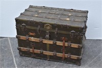 Steamer Trunk w/ Removable Center Tray