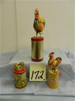 3 Mechanical Wind-Up Chickens