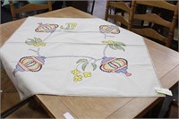 Embroidered/Rick-Rack Square Table Cloth/Topper