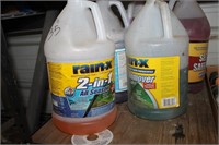 LOT OF WINDSHIELD WASHER FLUID