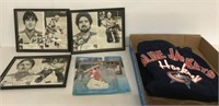 ASSORTED HOCKEY COLLECTIBLES