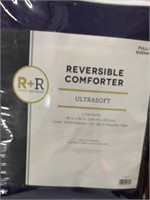 Full/Queen Reversible Comforter