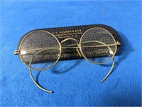 1900s Decade Vintage Eye Glasses