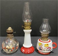 Set of 3 Mini Red Accent Oil Lamps