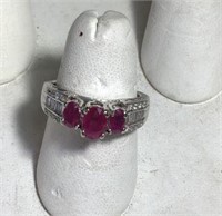Red Ruby & 14kt Gold  Ring