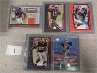 SELECTION OF 5 SPORTS CARDS