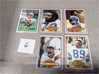 SELECTION OF 5 SPORTS CARDS