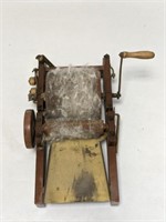 Vintage Wool Separator