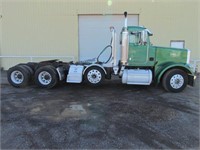 1999 Peterbilt Truck