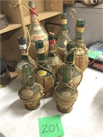 9pc - CHIANTI wine bottles (1940-1960) 4pint