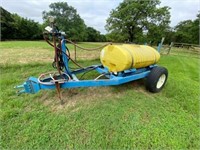 Pull Type 1100 Gal Pasture Sprayer w/Rooster Tail