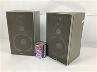 2 haut-parleurs Panasonic SB-055