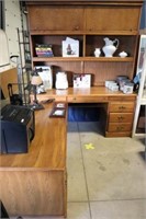 Oak executive L-Shape desk with file drawer