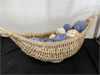Decor with blue and tan balls