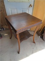 Oak parlor table 24" x 24"