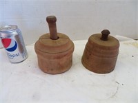 2 round butter molds