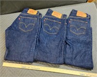 Levi original 501 straight leg button down jeans