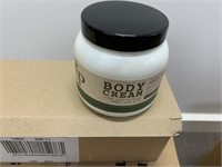 8 Boxes of 3 "MOR CP" Body Cream, 350ml (New)