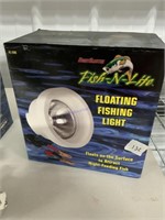 New floating fishing light