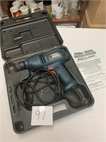 BLACK & DECKER DRILL