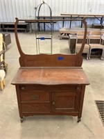 Antique wash stand with towel bar