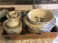 Thompson Pottery - Birdhouse dinnerware set