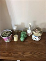 Snow globe, vase, candle, frog