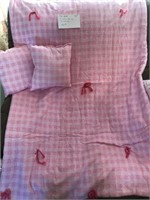 New Flame Blanket Set includes 2 pillows