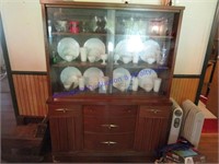 CHINA HUTCH